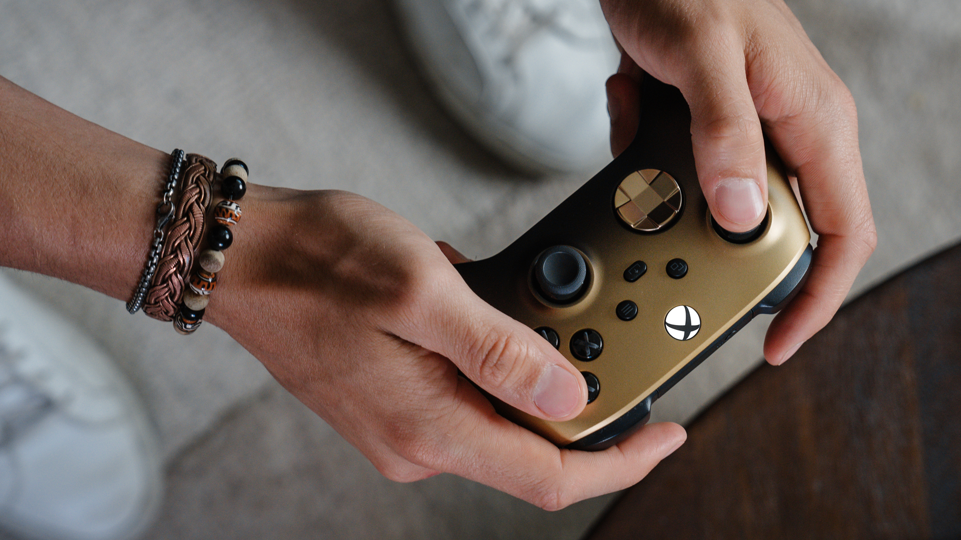 There’s a Luxurious Golden Xbox Controller On The Way - Blog - News